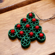 Tutorial: Christmas Tree Ornament made from Pasta