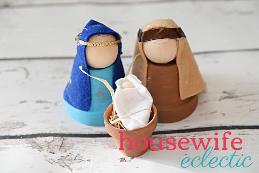 Housewife Eclectic: Easy DIY Terra Cotta Nativity