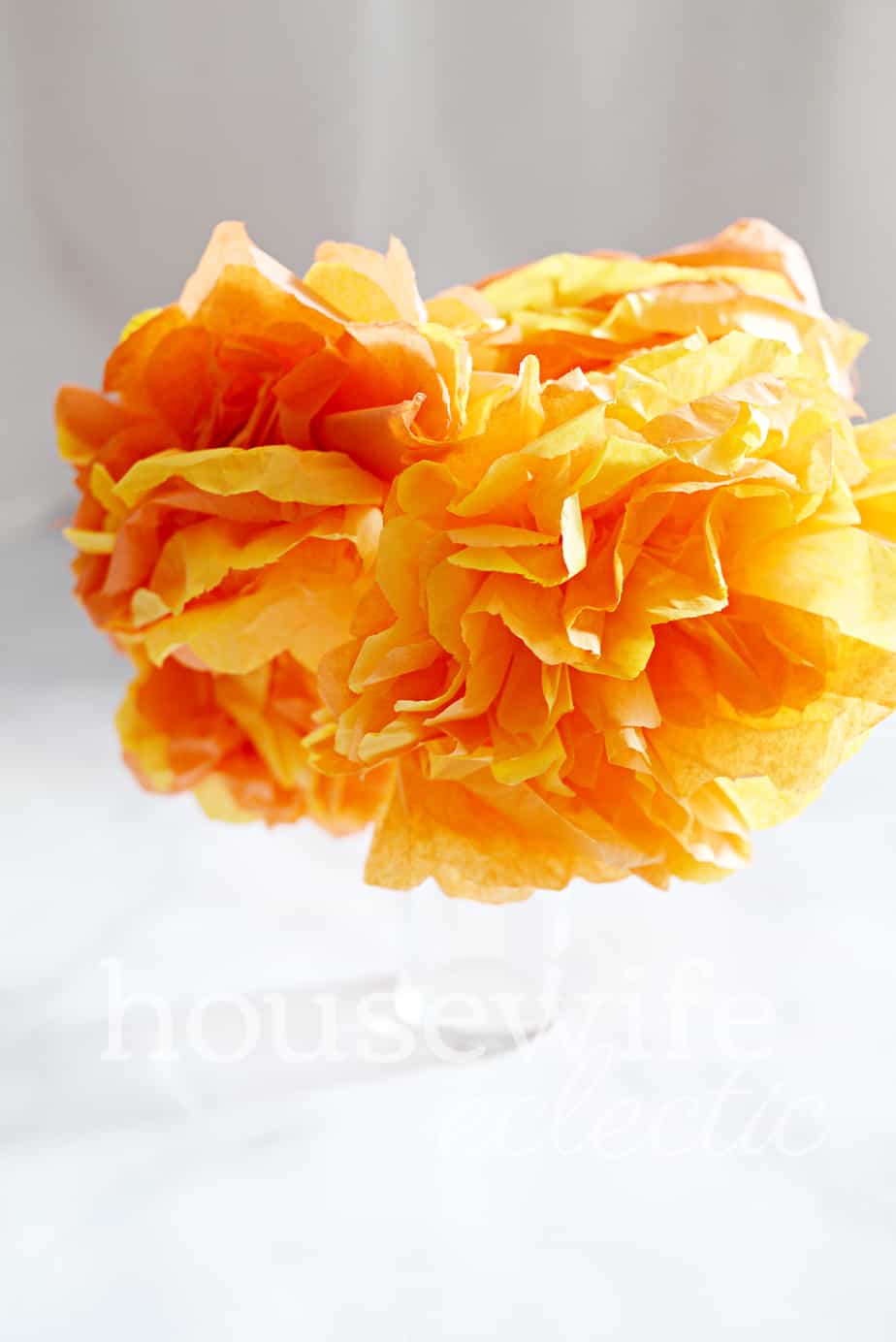 Housewife Eclectic: DIY Tissue Paper Marigolds